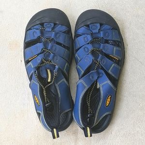 KEEN Newport Sandals, Size Y 6